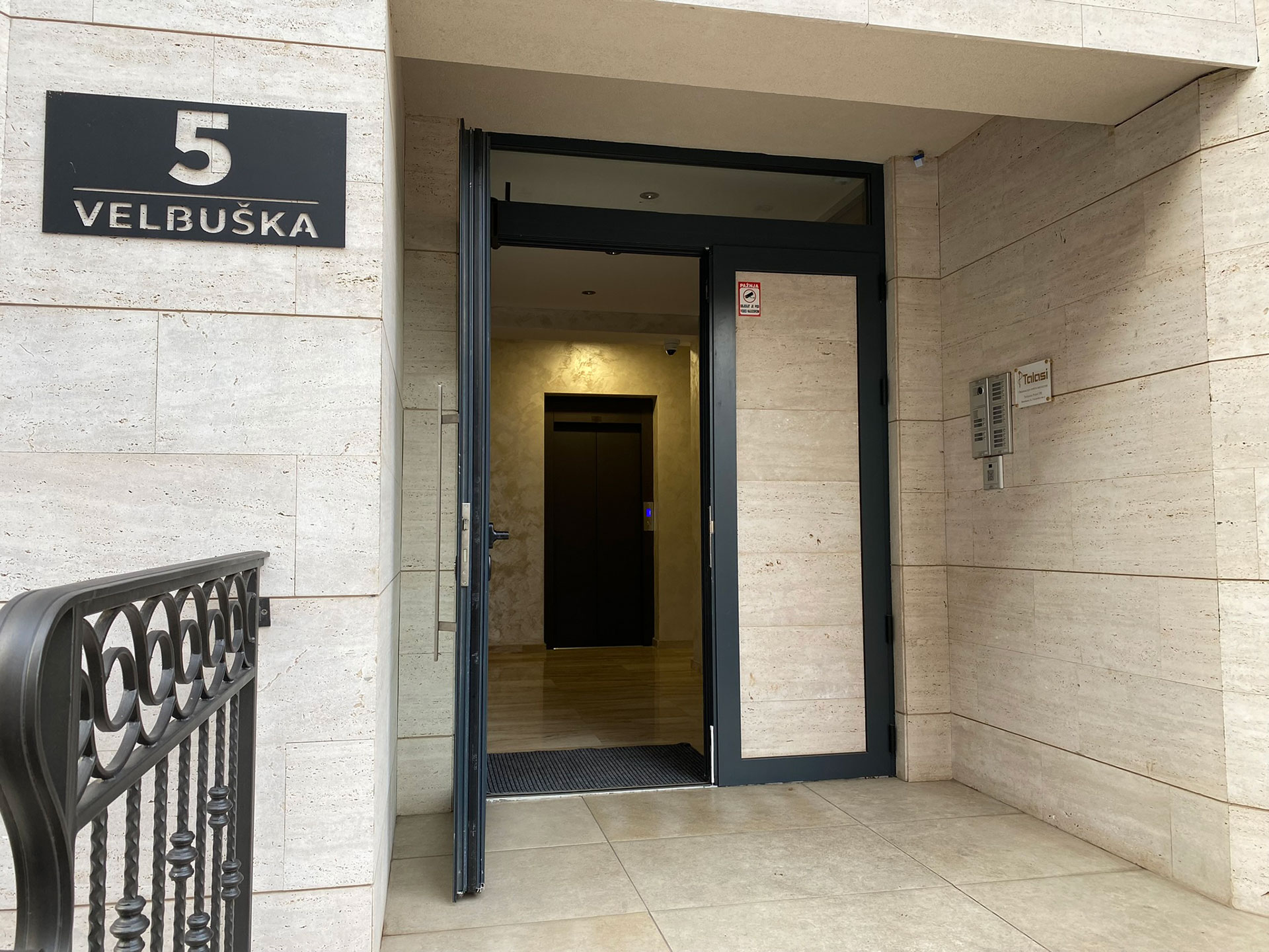 Velbuska5_7